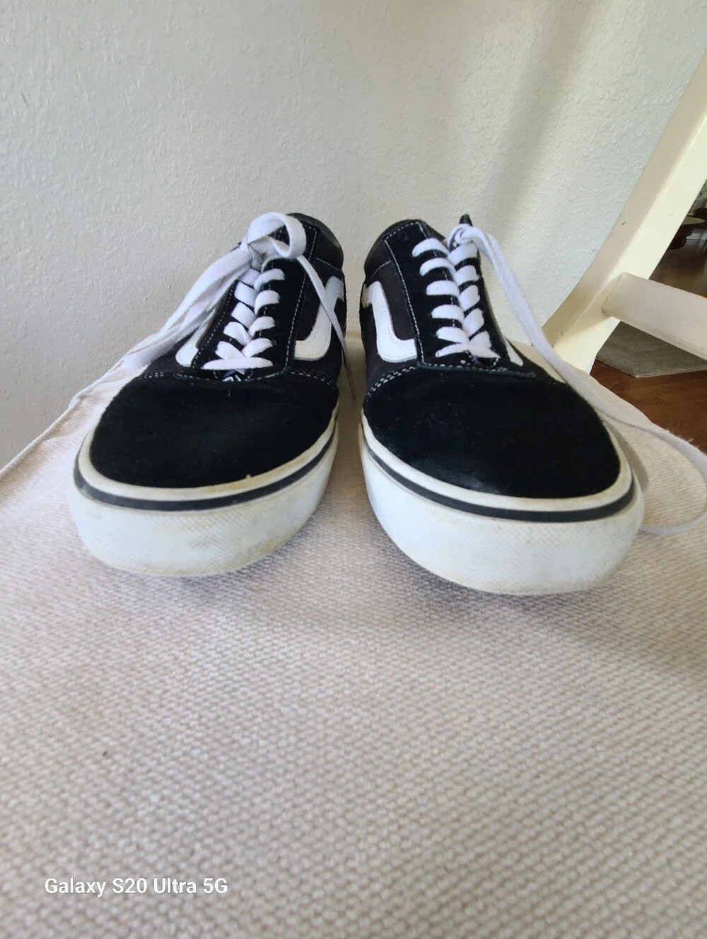 Men's Vans Black and White Low-Top Men's Sneakers